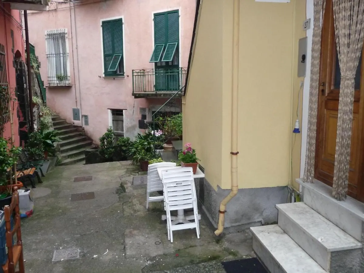 Appartamento In Tipico Carugio Ligure Monterosso al Mare Apartmán