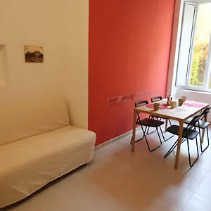  Apartment Casa Elodie Italy