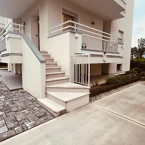  Apartment Gardenia Italy